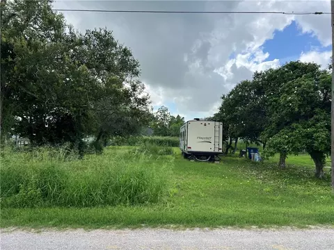 tbd S Sixth St, Mathis, TX 78368
