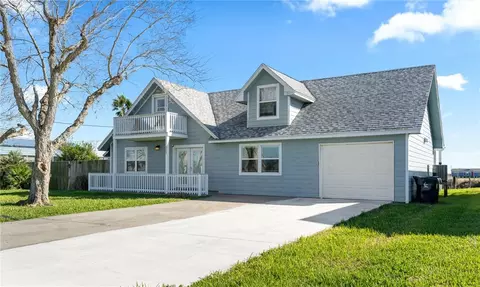 309 E Pompano, Rockport, TX 78382
