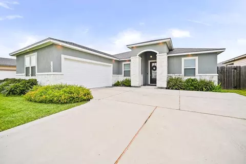 1808 Chesapeake Bay Dr, Portland, TX 78374