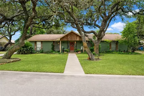 1965 Chandler Pl, Ingleside, TX 78362