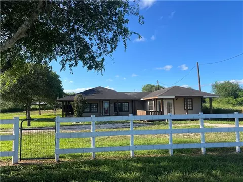 197 County Road 460, Alice, TX 78332