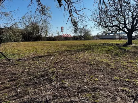 301 Kirkpatrick St, Taft, TX 78390