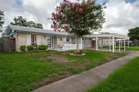 3629 Panama Dr, Corpus Christi, TX 78415