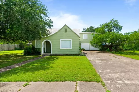 805 Cook, Odem, TX 78370