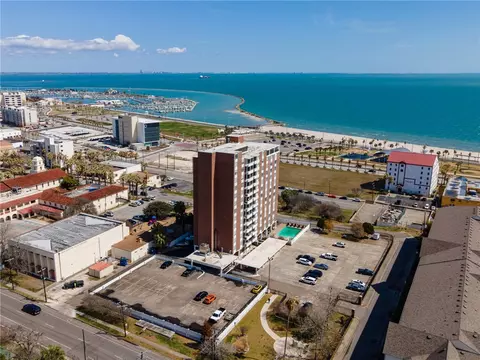 715 S Upper Broadway St #601, Corpus Christi, TX 78401