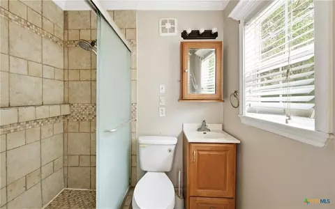 Bath - 2597 Danforth Ln, Ingleside, TX 78362 photo 3 of 3