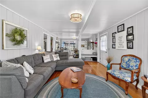 Living - 8967 Pvt County Rd 485, Mathis, TX 78368 photo 1 of 2