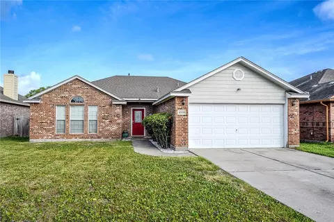 2318 Luzius Dr, Corpus Christi, TX 78418