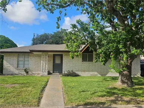 4010 Tripoli Dr, Corpus Christi, TX 78411