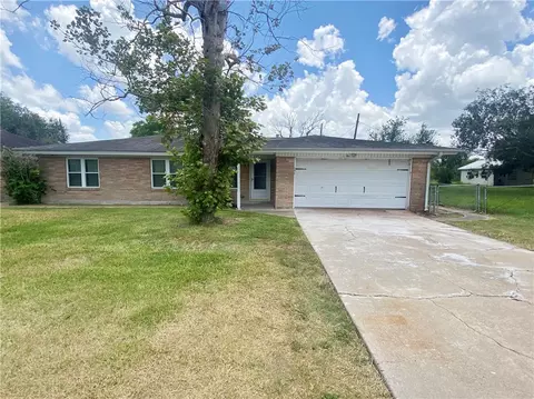 11107 Sunny Dr, Corpus Christi, TX 78410