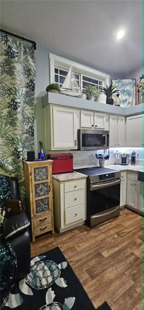 Kitchen - 1917 Monkey, Rockport, TX 78382 photo 3 of 5