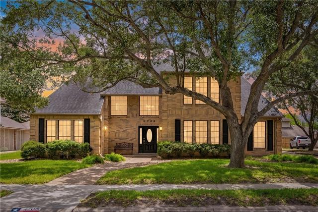 4705 Schwerin Lake Dr, Corpus Christi, TX 78413