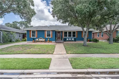 521 Brawner Pkwy, Corpus Christi, TX 78411