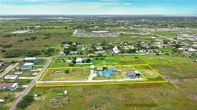 260 Allen M Parks Dr, Rockport, TX 78382