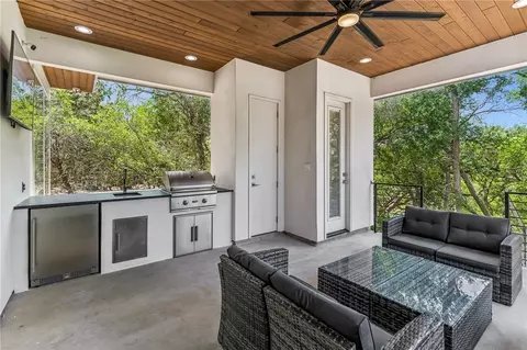 521 Rittimann Rd, Spring Branch, TX 78070