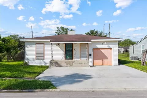 1821 Hawthorne Dr, Corpus Christi, TX 78404