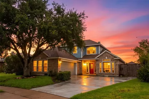 5818 Sabal Dr, Corpus Christi, TX 78414