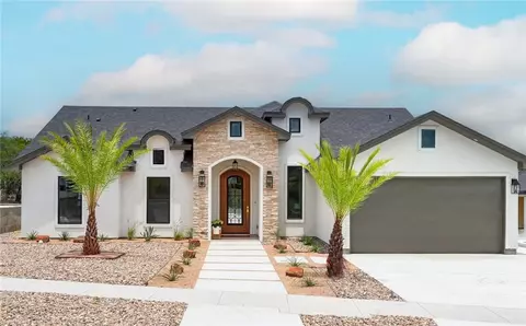 12906 E Redbird Ln, Corpus Christi, TX 78410
