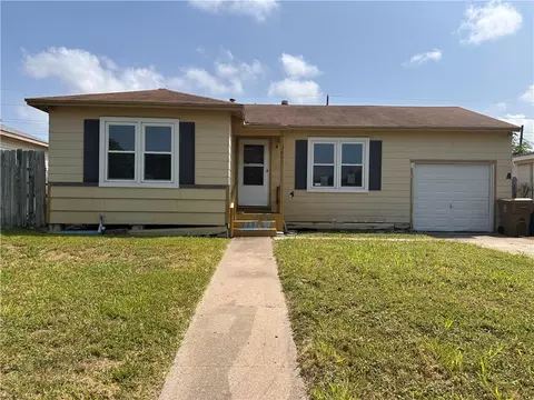 3801 Chestnut St, Corpus Christi, TX 78411