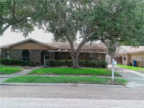 5026 Eider Dr, Corpus Christi, TX 78413