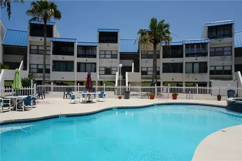 14401 Commodores Dr #103, Corpus Christi, TX 78418