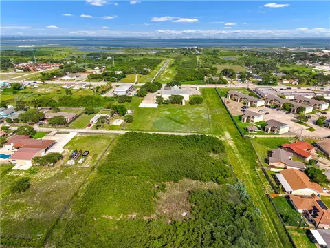 2034 Stardust Ln, Corpus Christi, TX 78418