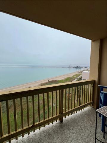 4000 Surfside Blvd #702, Corpus Christi, TX 78402