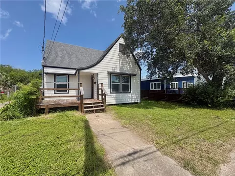 1613 6th St, Corpus Christi, TX 78404