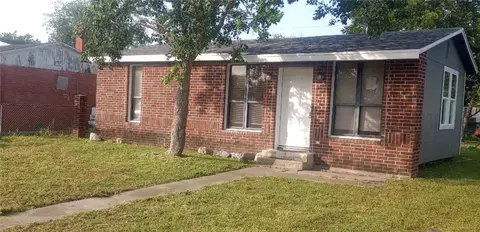 1409 Buenos Aires St, Corpus Christi, TX 78417