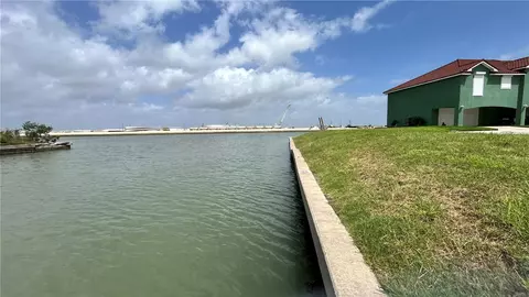 737 Schooner Hbr, Corpus Christi, TX 78402