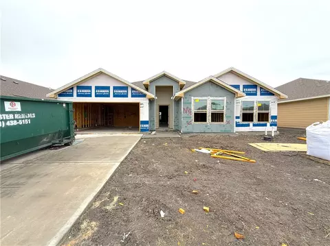 1446 Irigoyen St, Corpus Christi, TX 78415