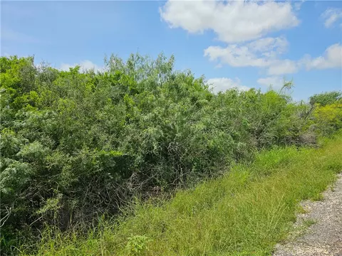 1110 Second St, Bayside, TX 78340 photo 2