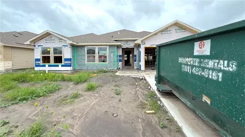 1461 Irigoyen St, Corpus Christi, TX 78415