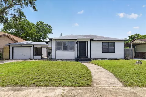 4218 Carlton St, Corpus Christi, TX 78415