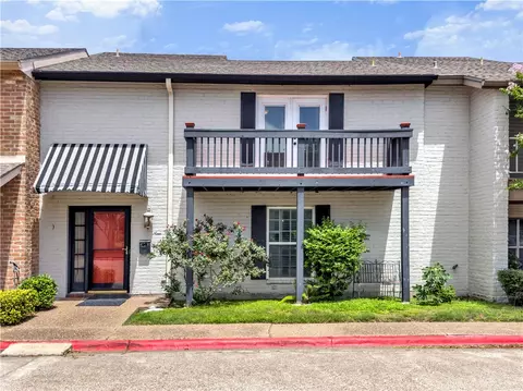 9 Rock Creek Dr #9, Corpus Christi, TX 78412