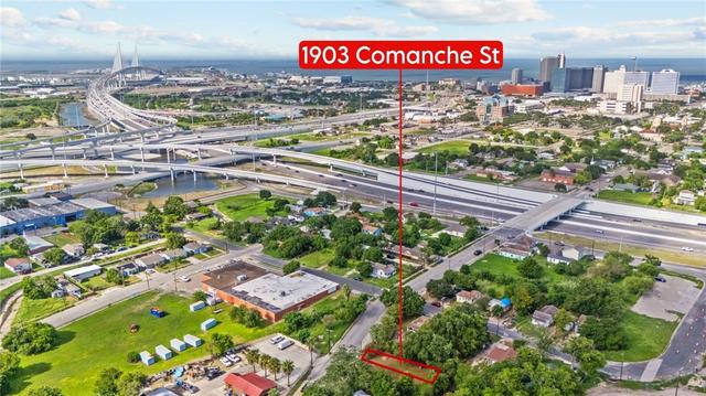 1903 Comanche St, Corpus Christi, TX 78408