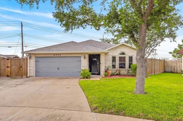 6034 Blue Water Dr, Corpus Christi, TX 78415