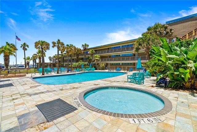 15340 Leeward Dr #203, Corpus Christi, TX 78418