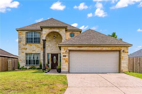 2004 Margaret Ln, Kingsville, TX 78363