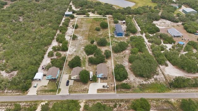 2111 2121 Lone Star, Rockport, TX 78382