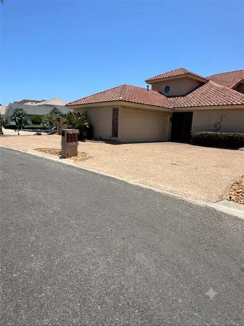 13513 Camino De Plata Ct, Corpus Christi, TX 78418