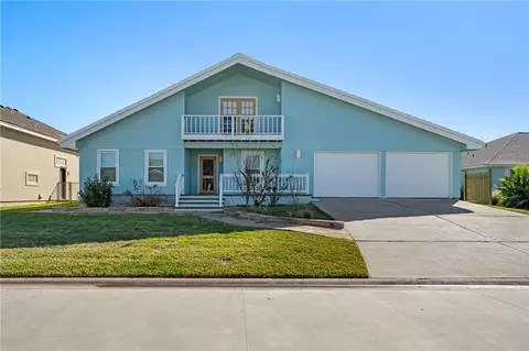 127 Sea Mist Dr, Aransas Pass, TX 78336