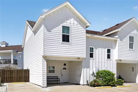 15038 Kokomo Dr, Corpus Christi, TX 78418