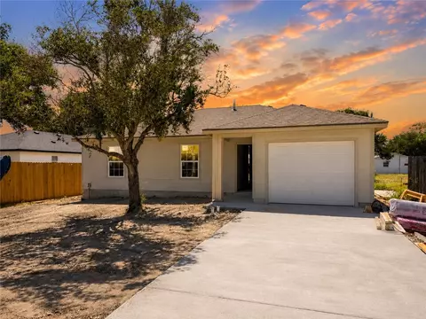 2606 Mccain Dr, Corpus Christi, TX 78410
