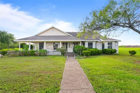4958 Bluebird St, Robstown, TX 78380