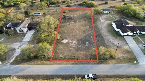381 W County Road 2140, Kingsville, TX 78363