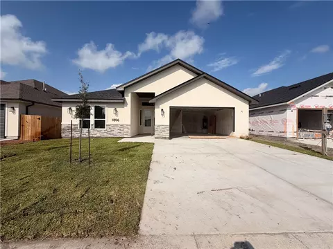 1806 Clapper Rail Dr, Portland, TX 78374