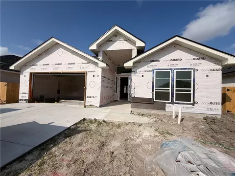 1814 Clapper Rail Dr, Portland, TX 78374