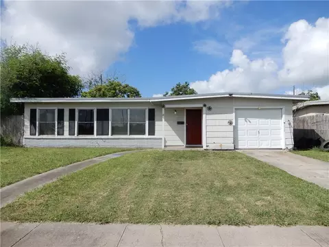 3705 Lamont St, Corpus Christi, TX 78415