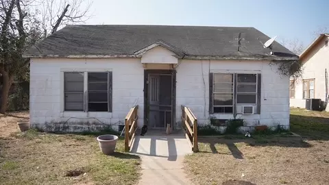 307 N Maria St, Hebbronville, TX 78361